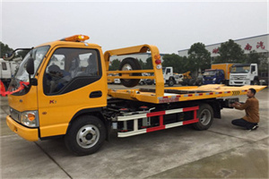 川沙新镇哪里有拖车服务