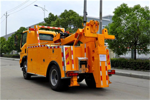 川沙新镇高速路拖车费