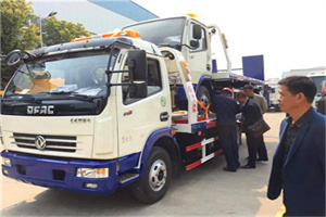 川沙新镇汽车道路救援拖车价格